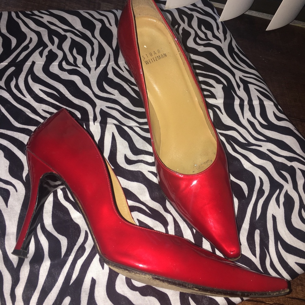 Stuart Weitzman Classic Red Patent Leather Pump